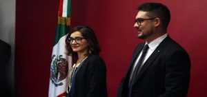 Carina Arvizu rinde protesta como nueva subsecretaria